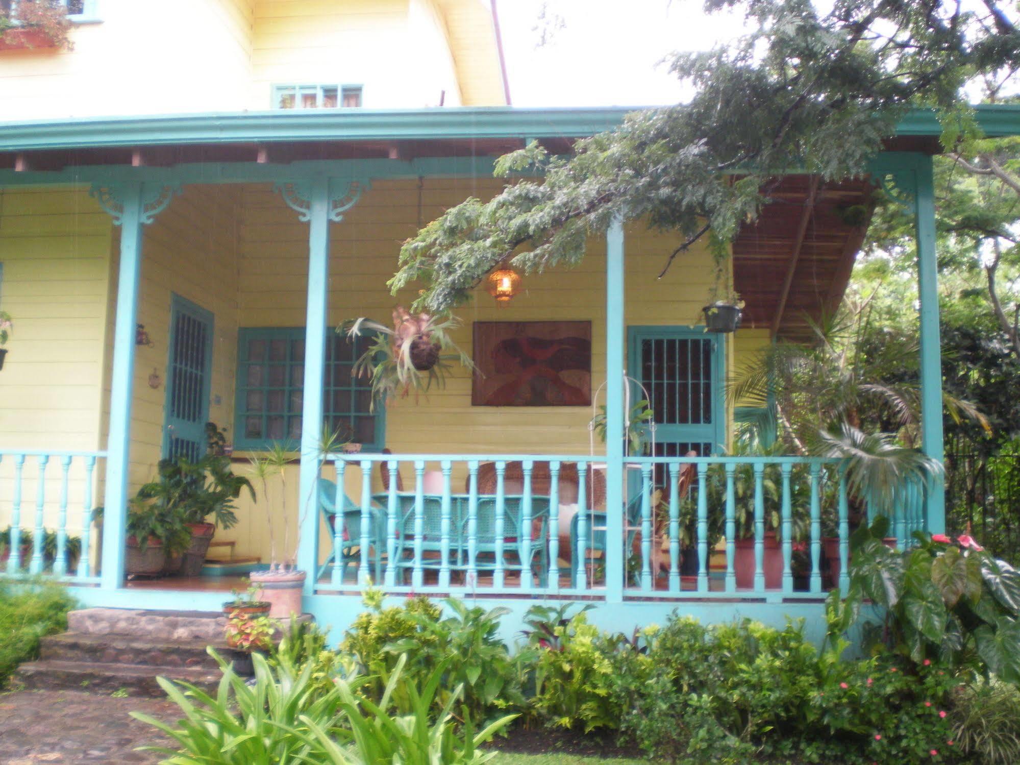 Casa De Las Tias Сан-Хосе Экстерьер фото